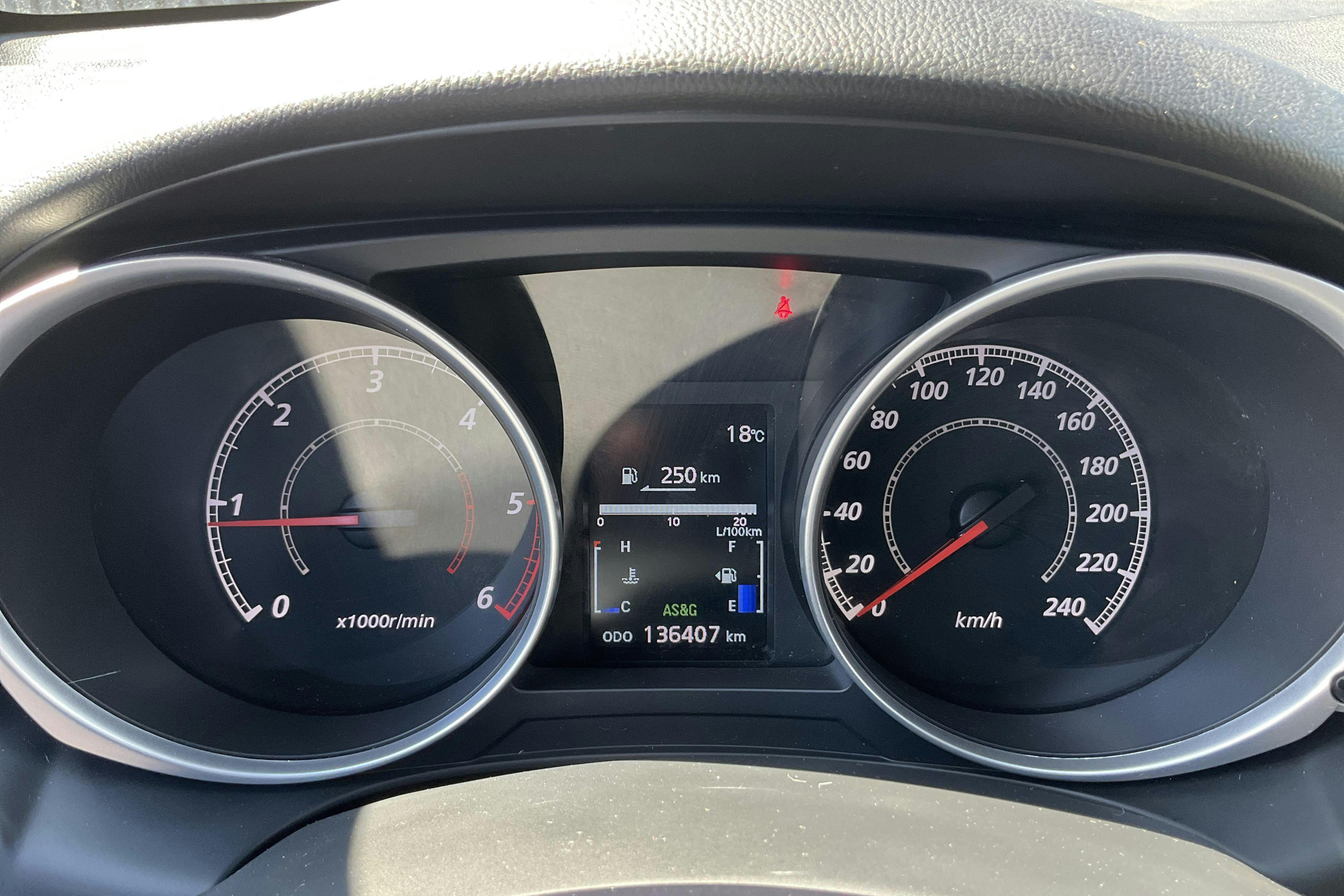 Vehicle Image 10
