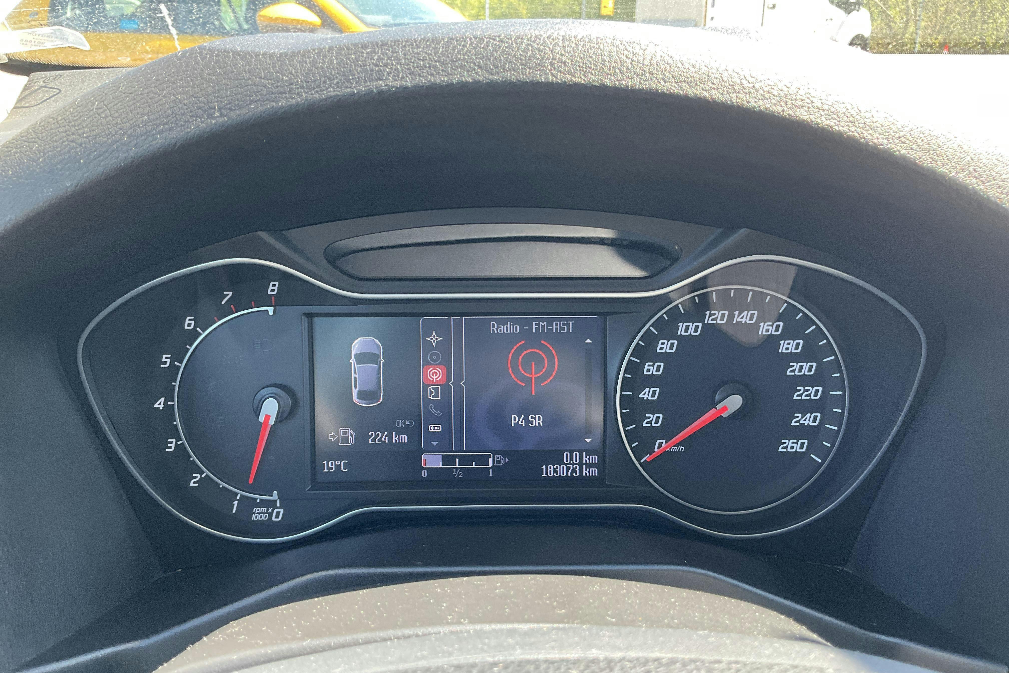 Vehicle Image 10