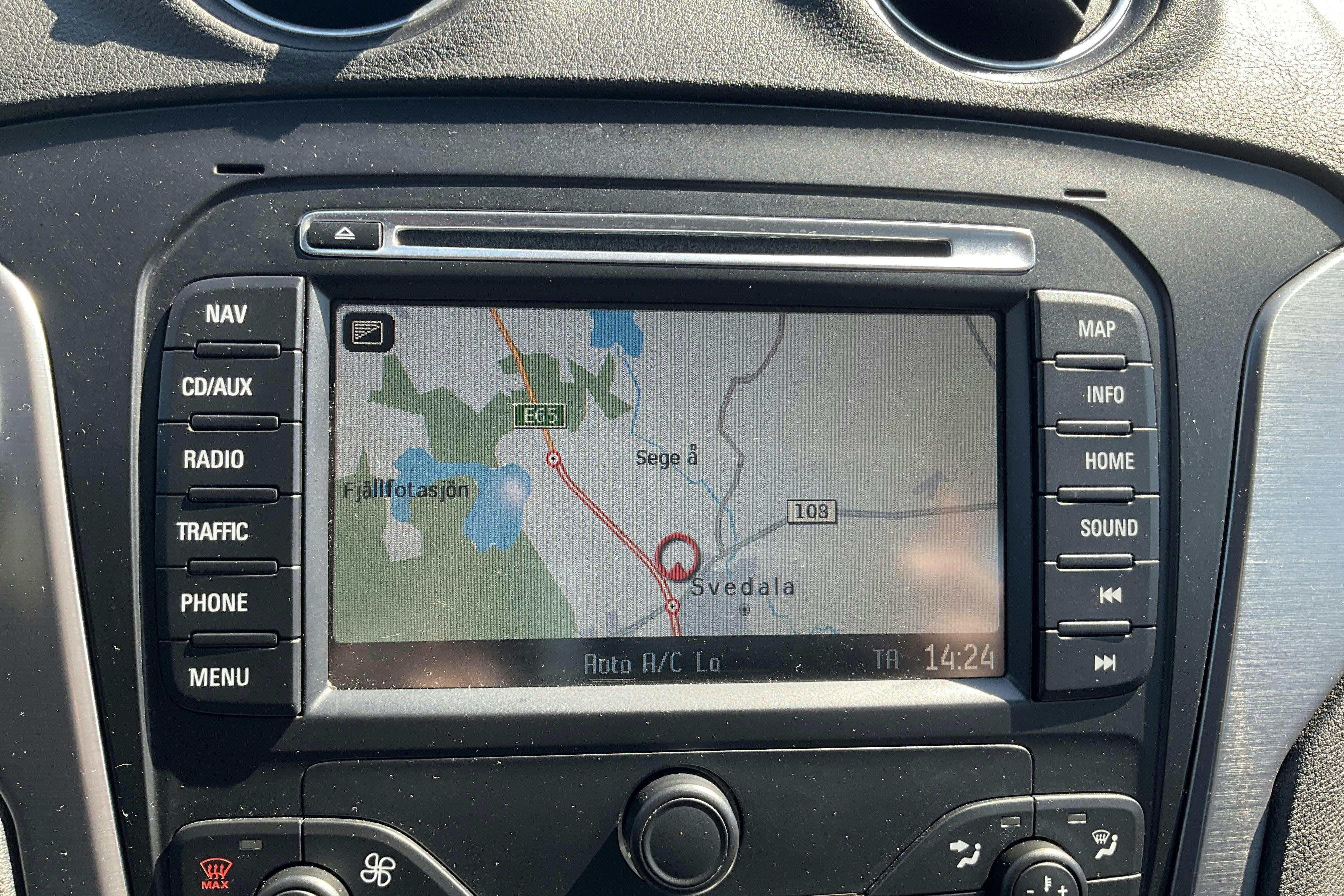 Vehicle Image 11