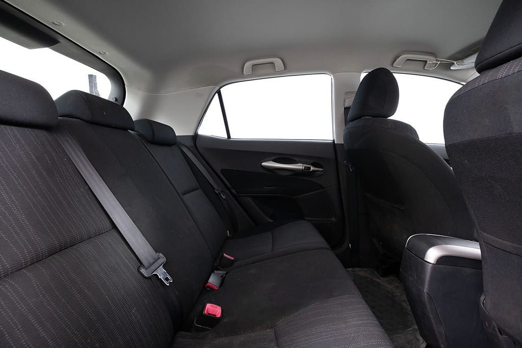 Vehicle Image 15