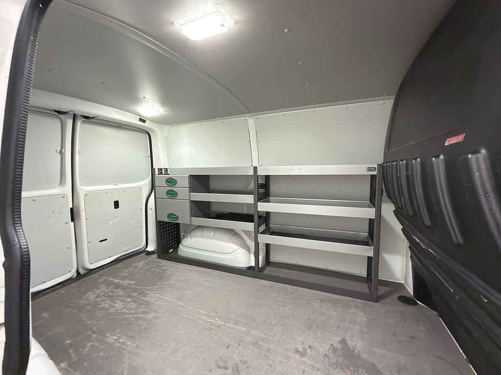 Vehicle Image 13