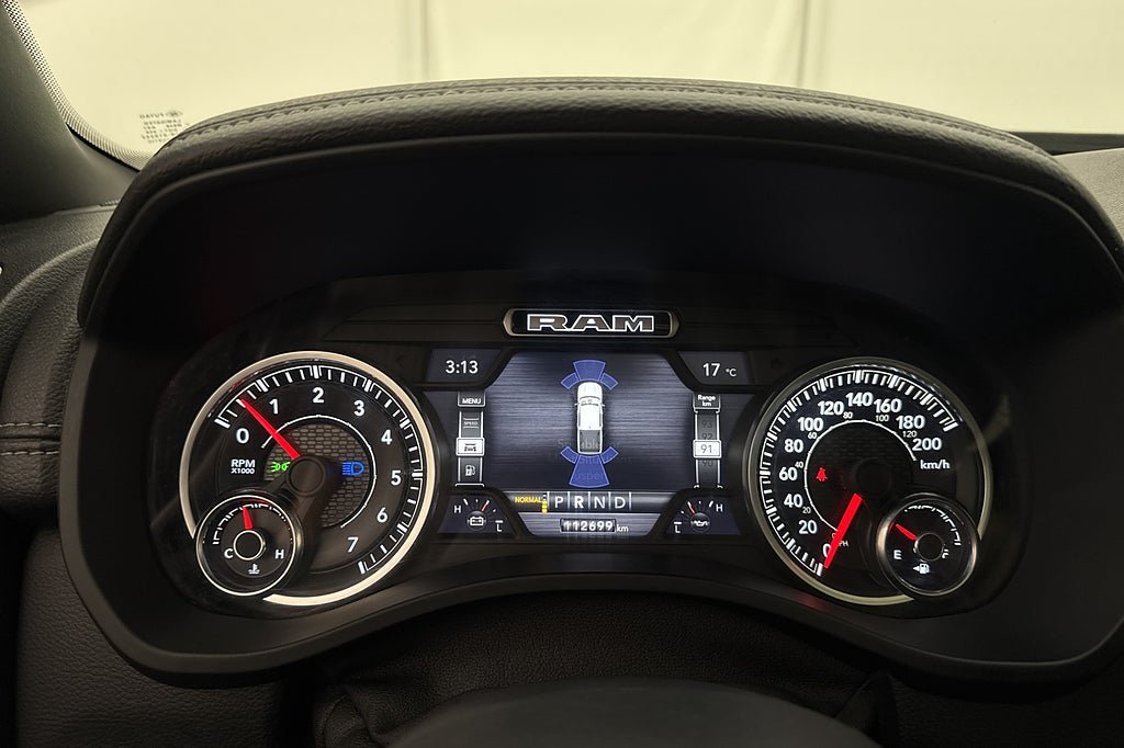 Vehicle Image 22