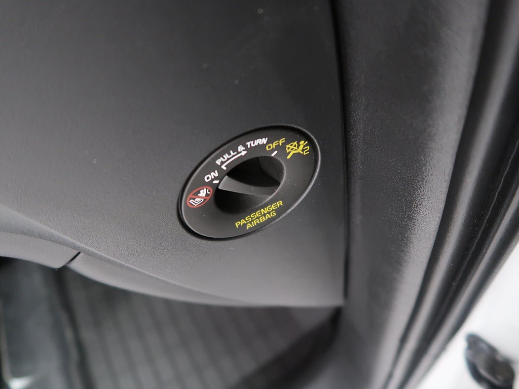 Vehicle Image 40