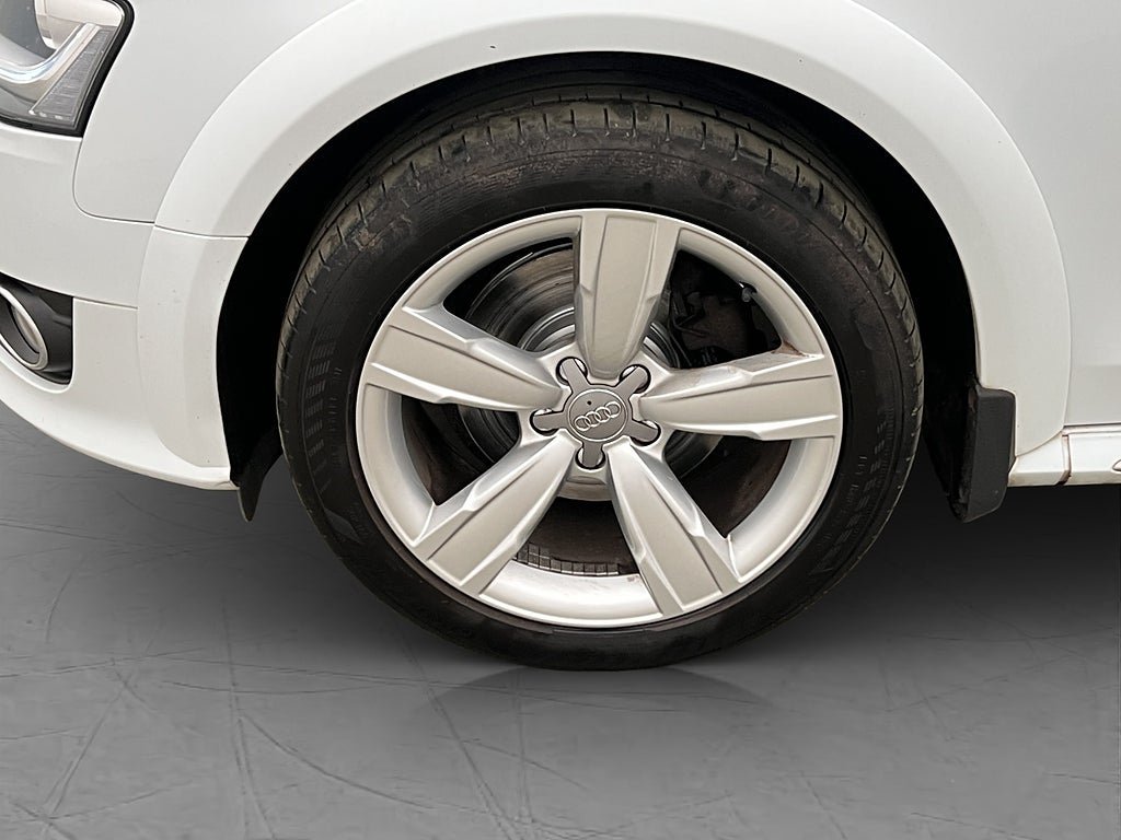 Vehicle Image 20