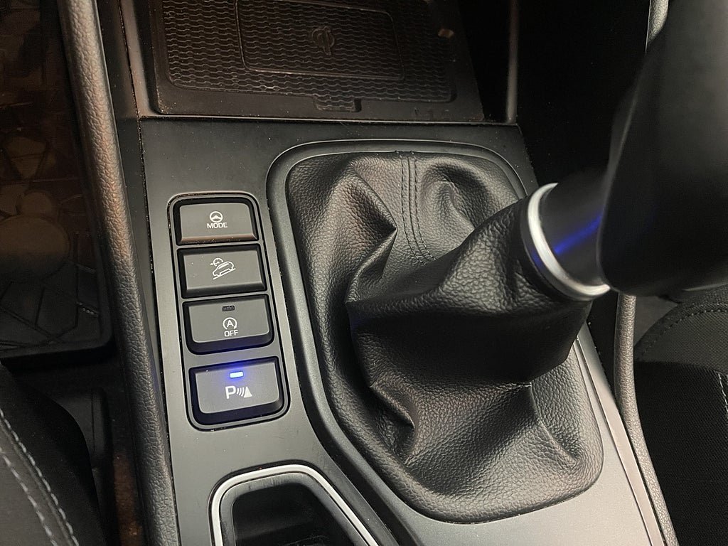 Vehicle Image 22