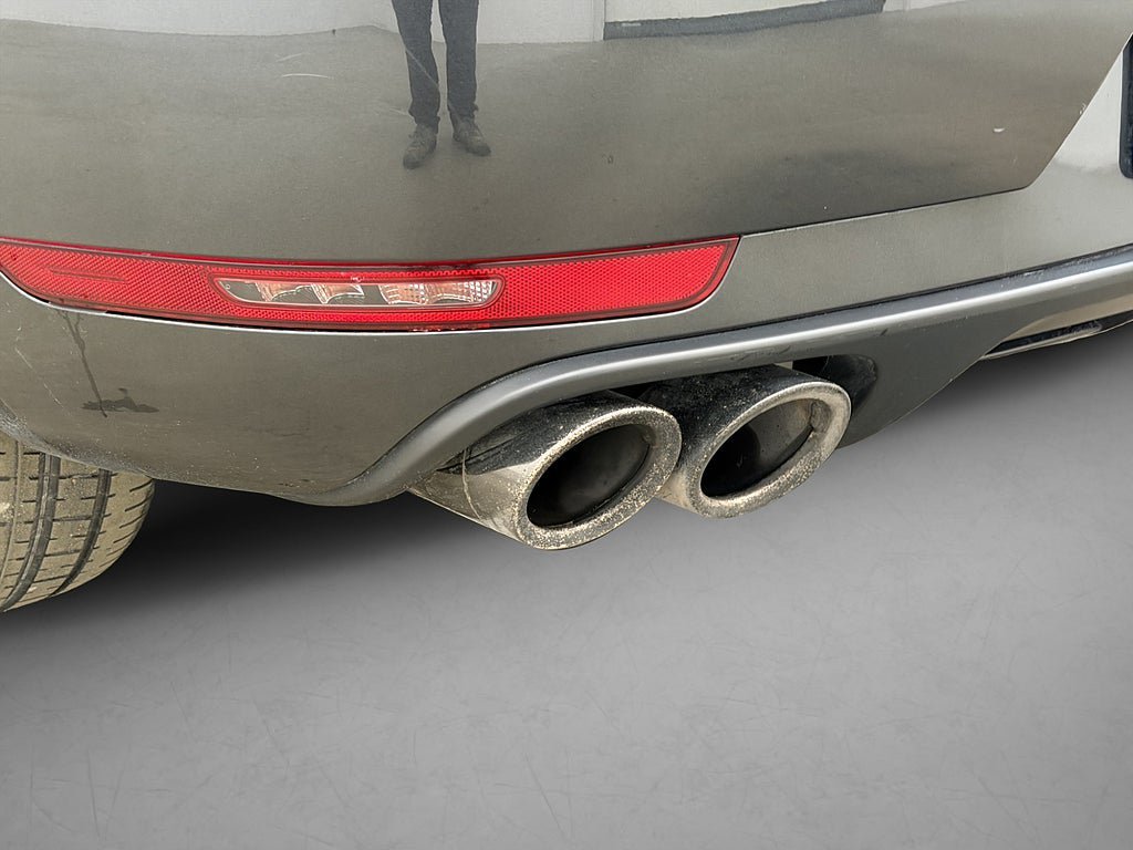 Vehicle Image 35