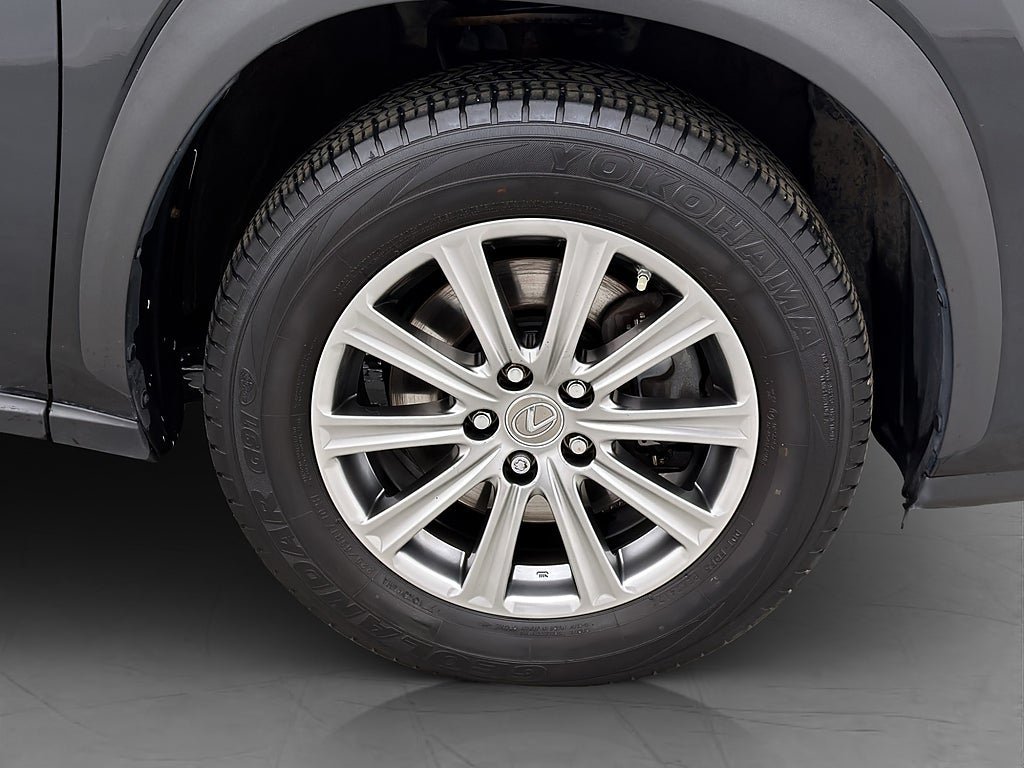 Vehicle Image 30