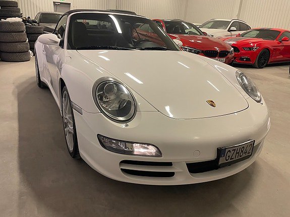 Vehicle Image 26