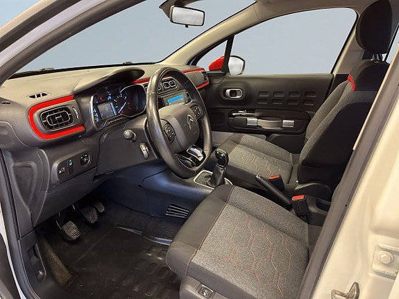 Vehicle Image 7
