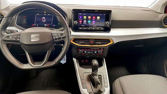 Vehicle Image 10