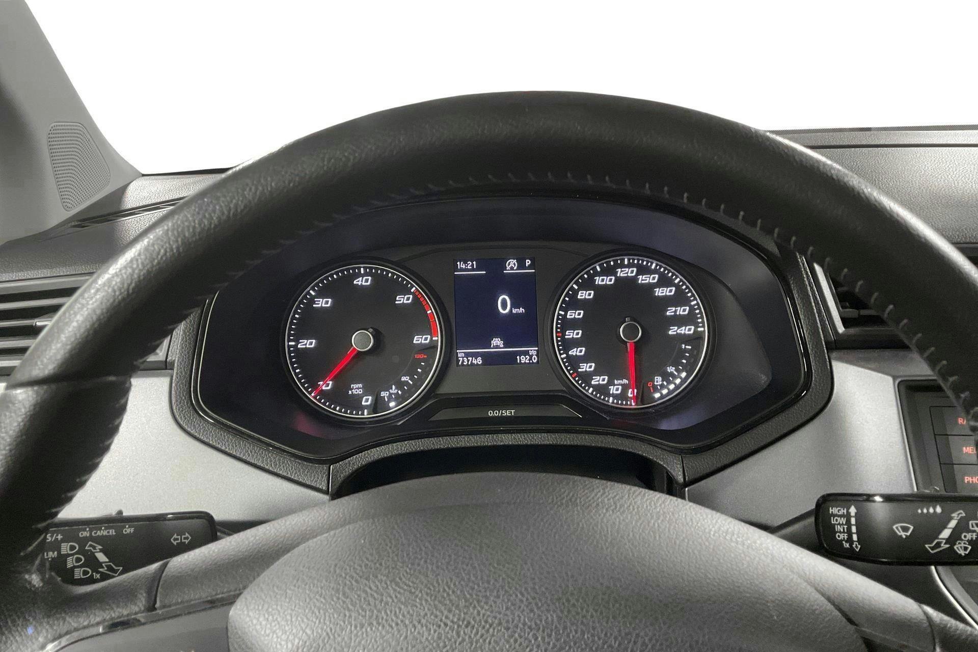 Vehicle Image 10