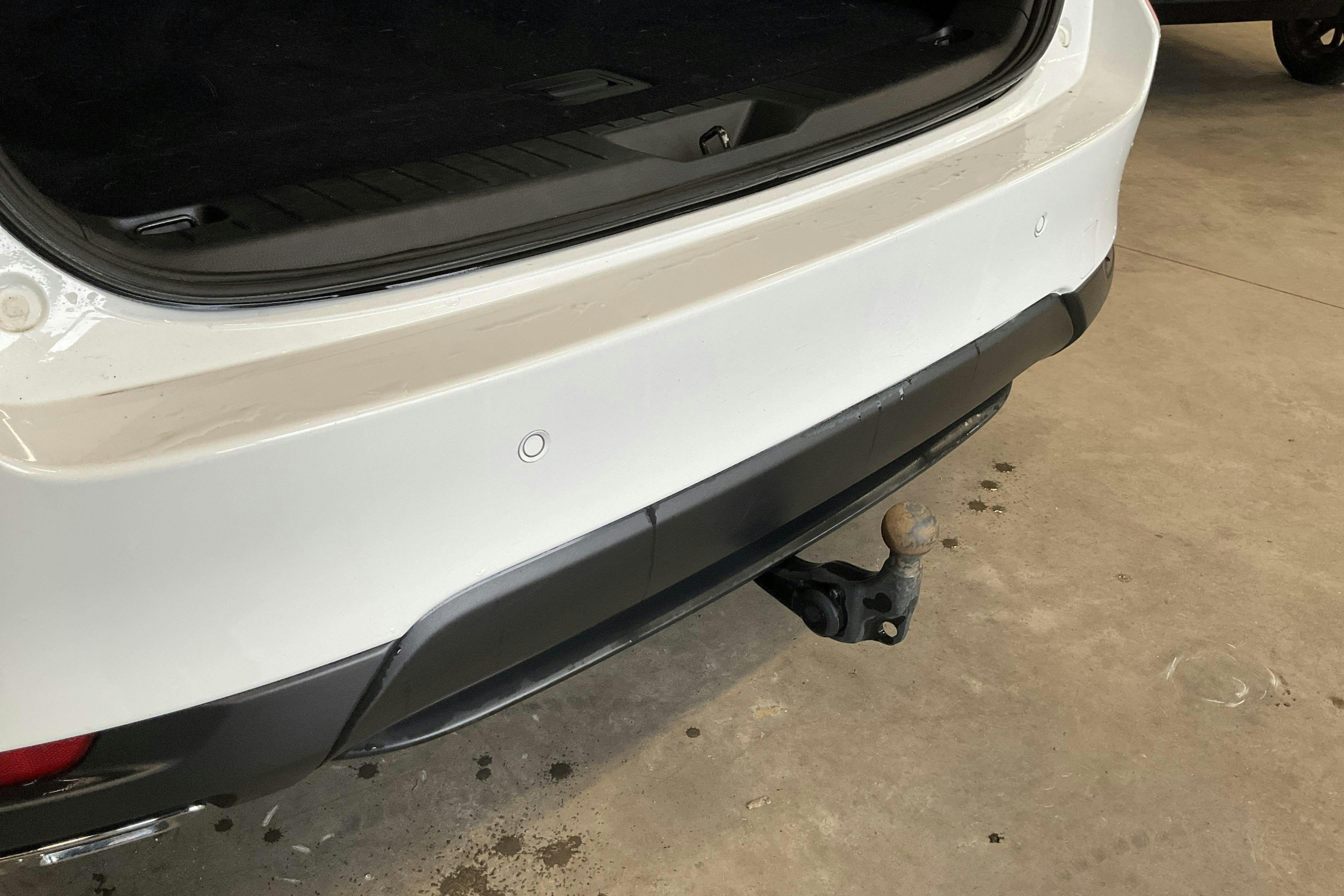 Vehicle Image 16