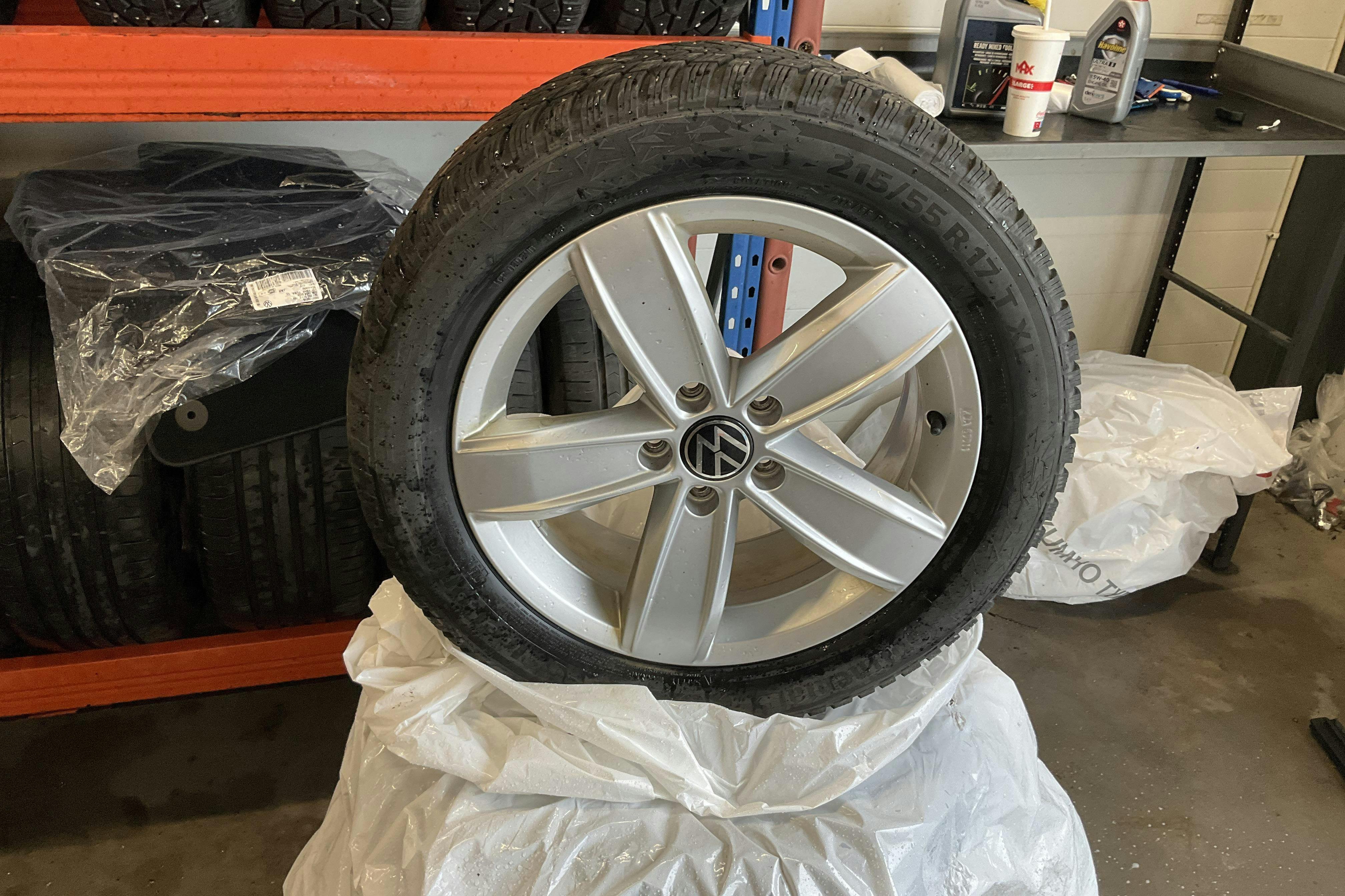 Vehicle Image 18