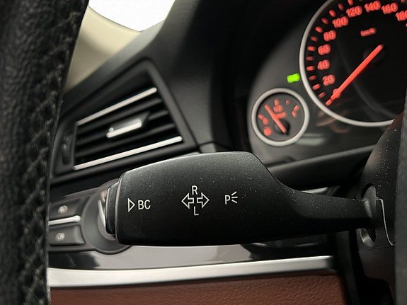Vehicle Image 27