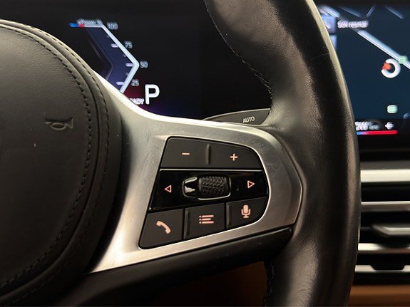 Vehicle Image 38