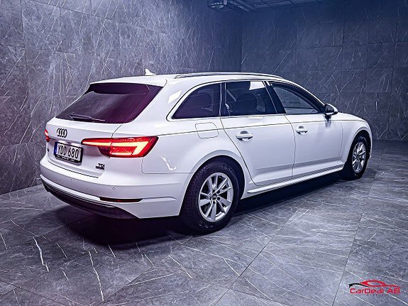 Vehicle Image 7