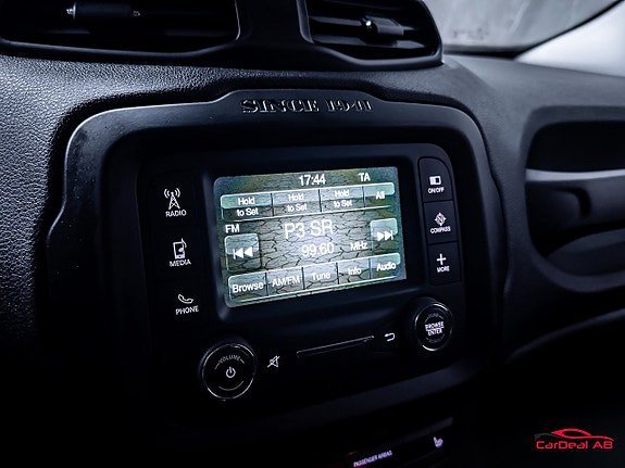 Vehicle Image 21