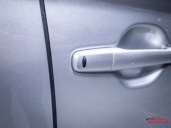 Vehicle Image 32