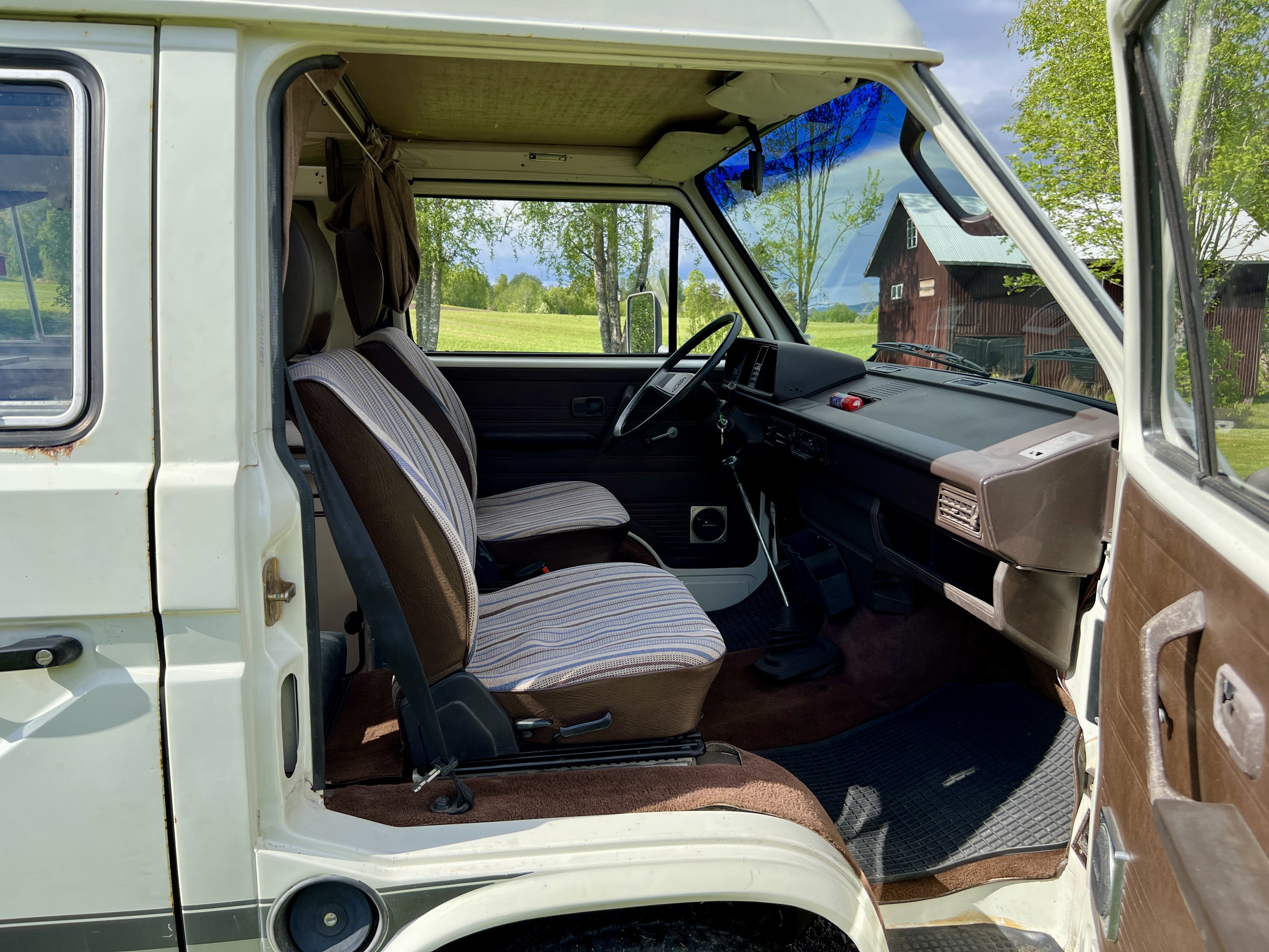 Vehicle Image 39