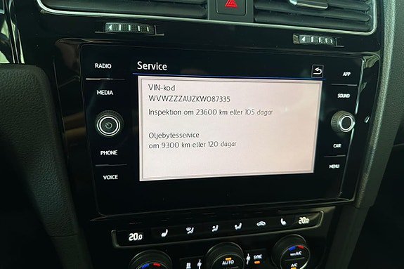 Vehicle Image 21