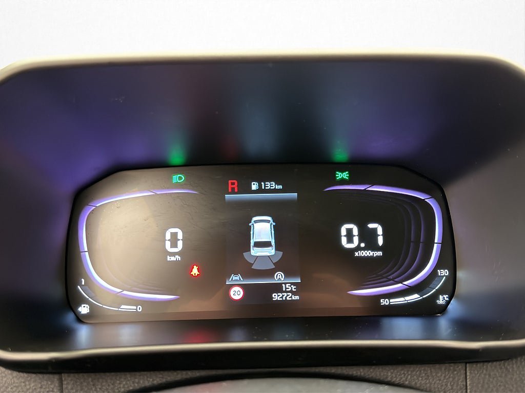 Vehicle Image 15
