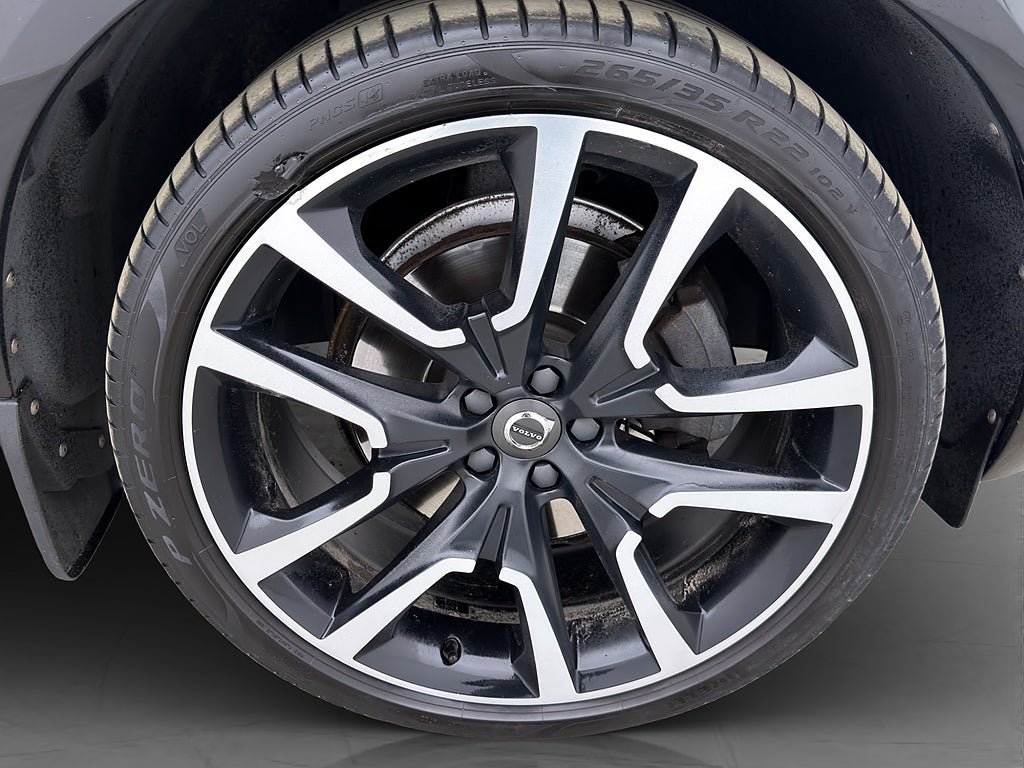 Vehicle Image 36