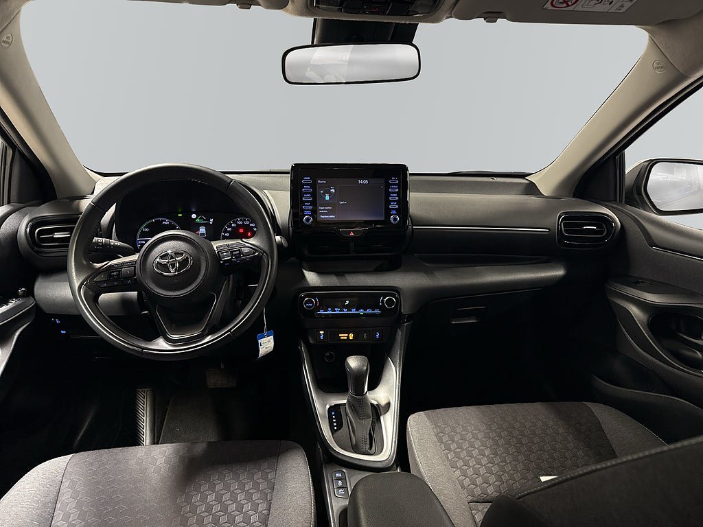 Vehicle Image 9