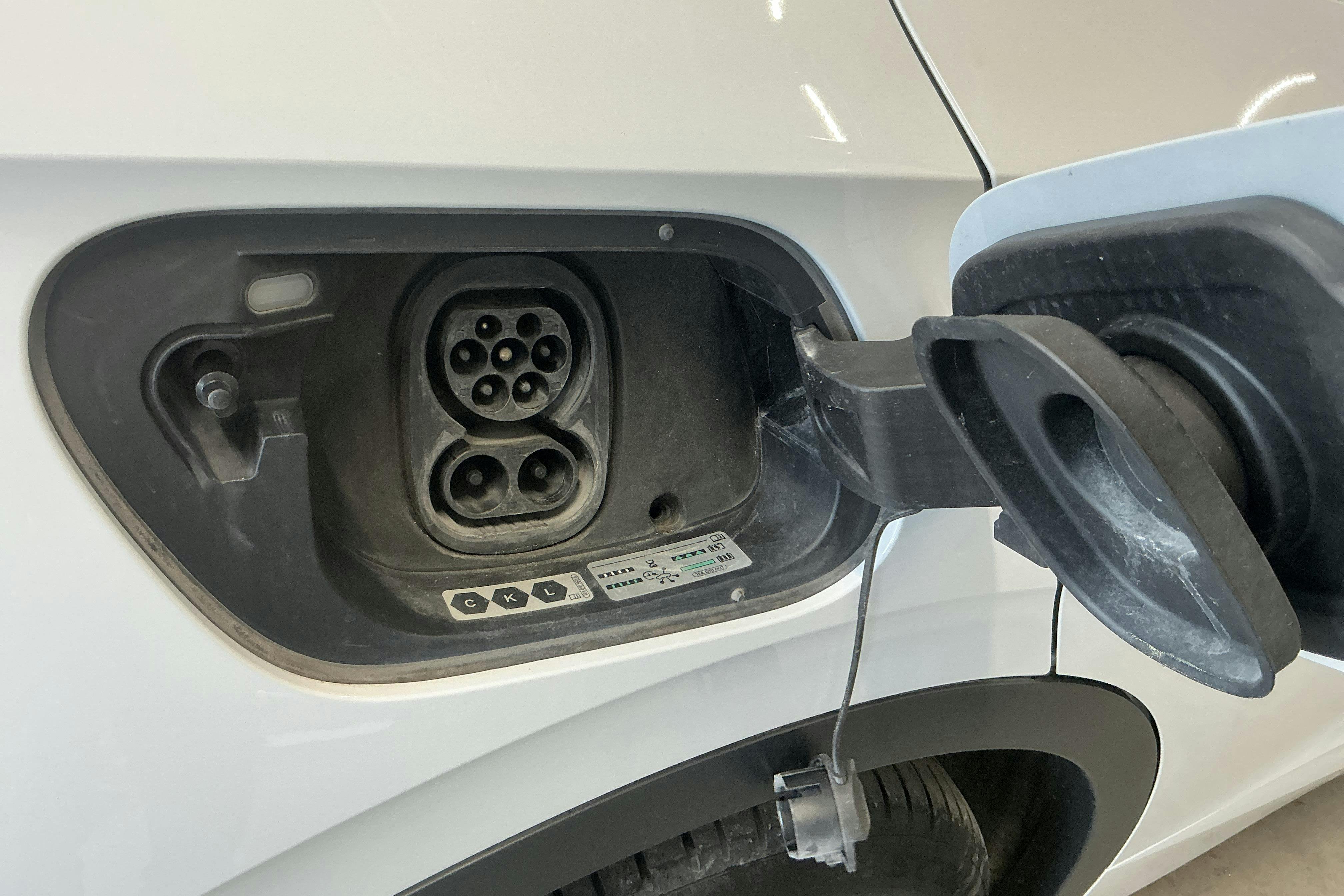 Vehicle Image 17