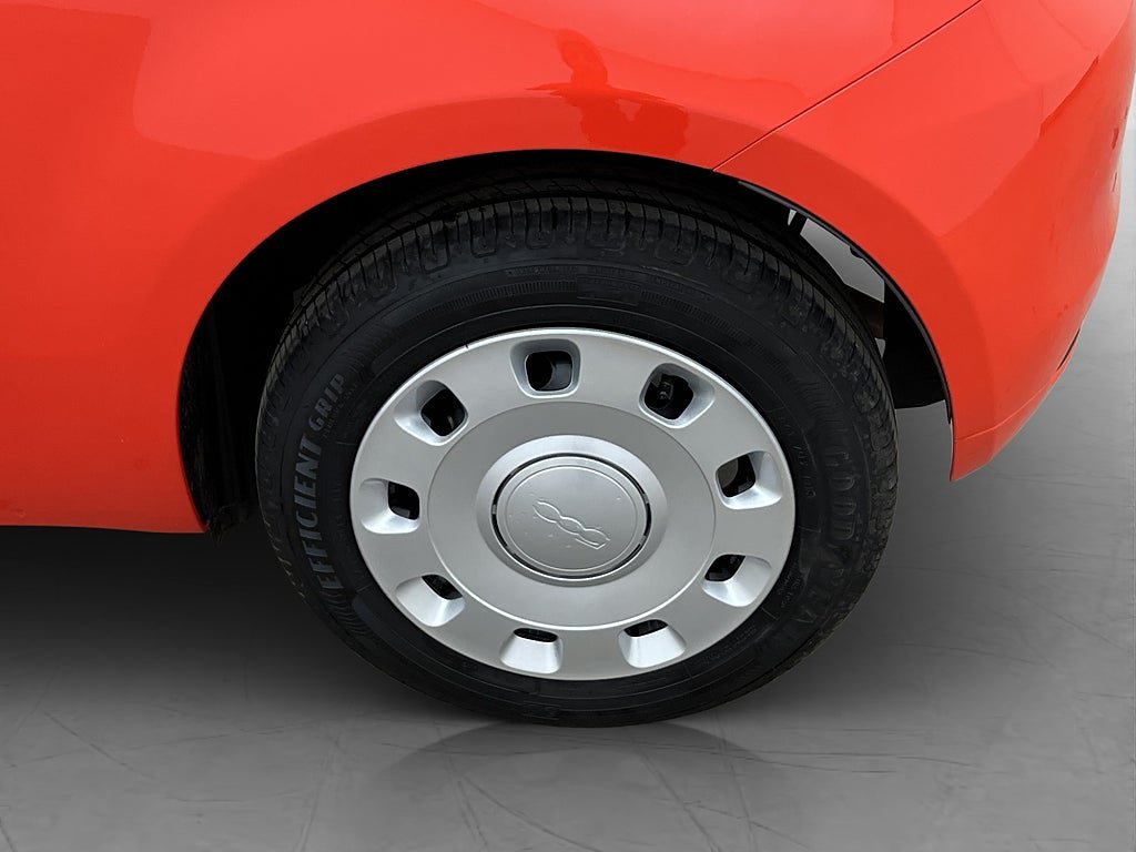 Vehicle Image 21