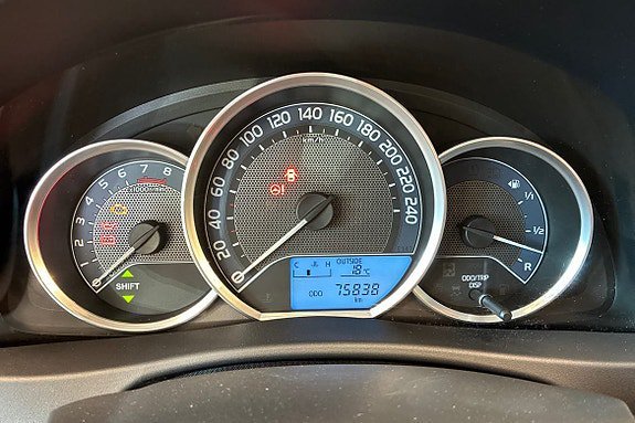 Vehicle Image 14