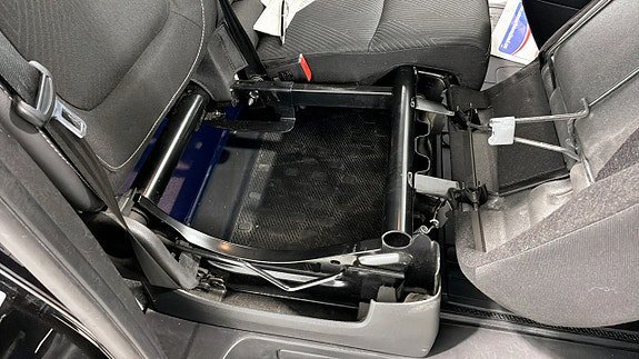 Vehicle Image 12