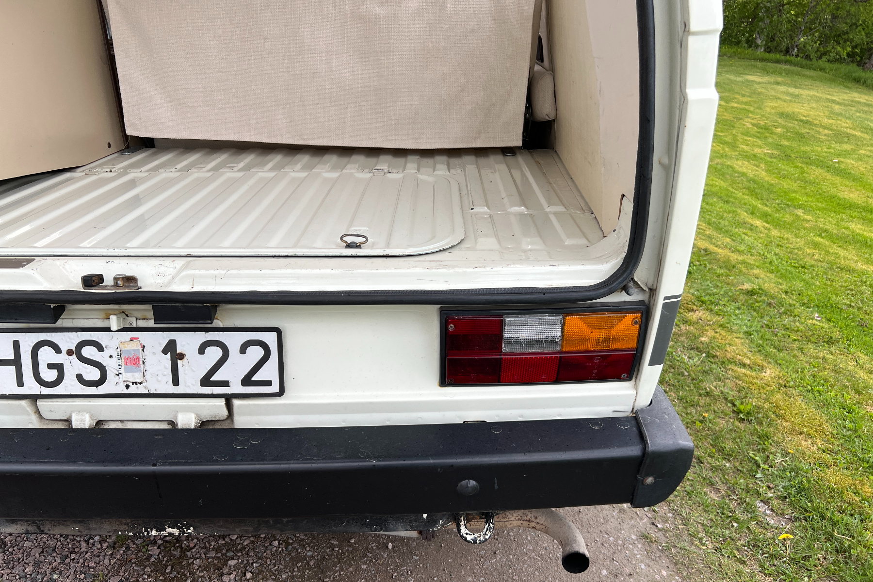Vehicle Image 100