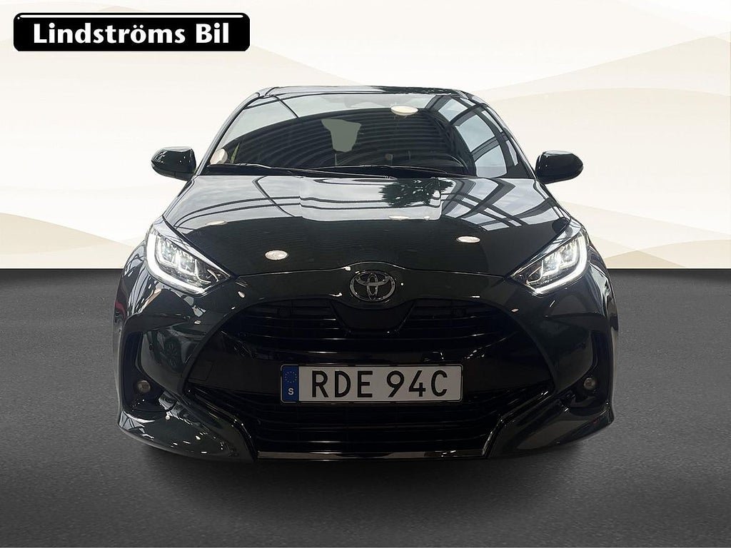 Vehicle Image 9