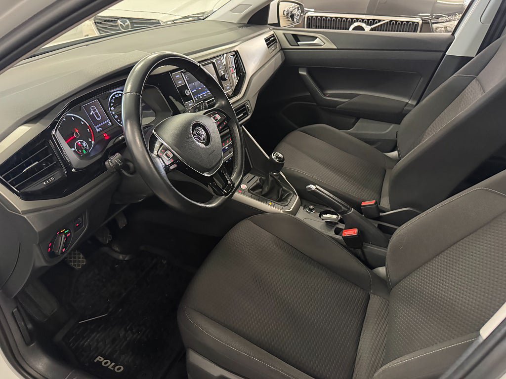 Vehicle Image 19