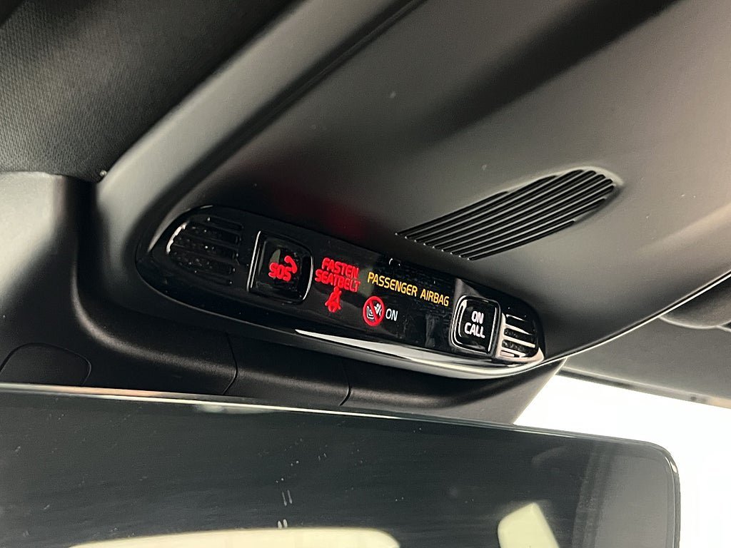 Vehicle Image 26