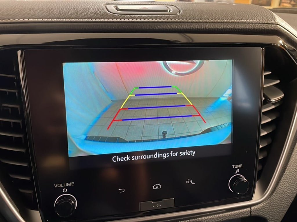 Vehicle Image 13
