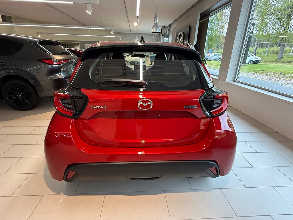 Vehicle Image 4
