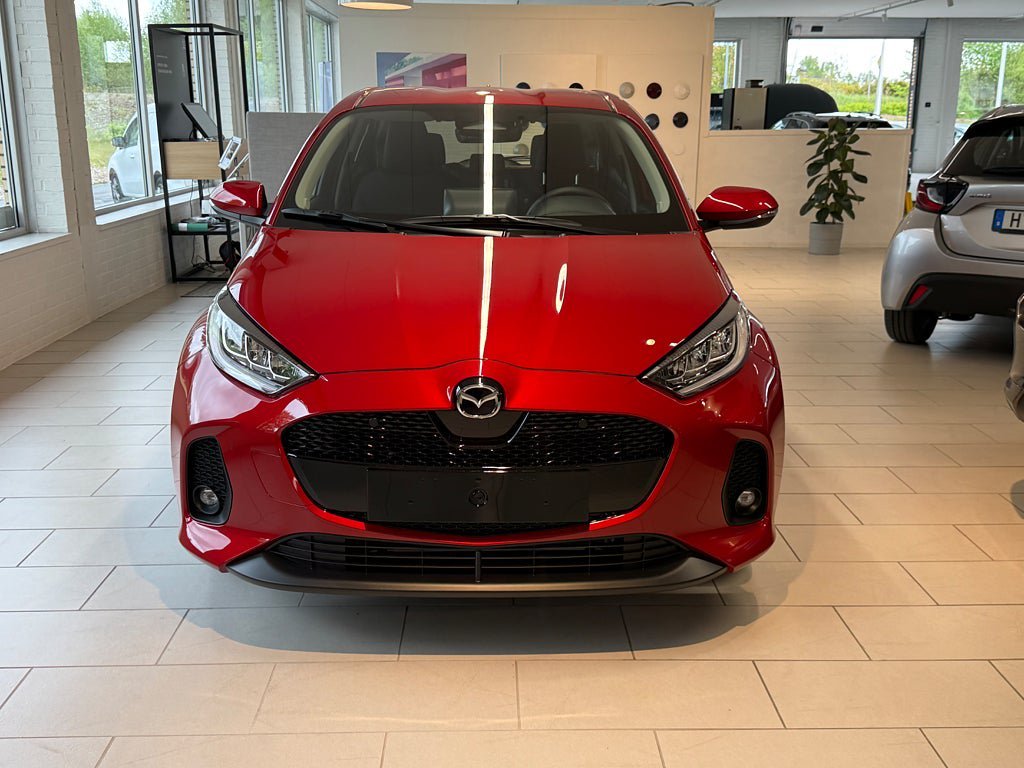 Vehicle Image 8