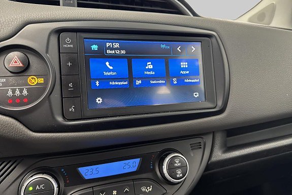 Vehicle Image 14