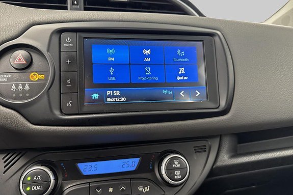 Vehicle Image 17