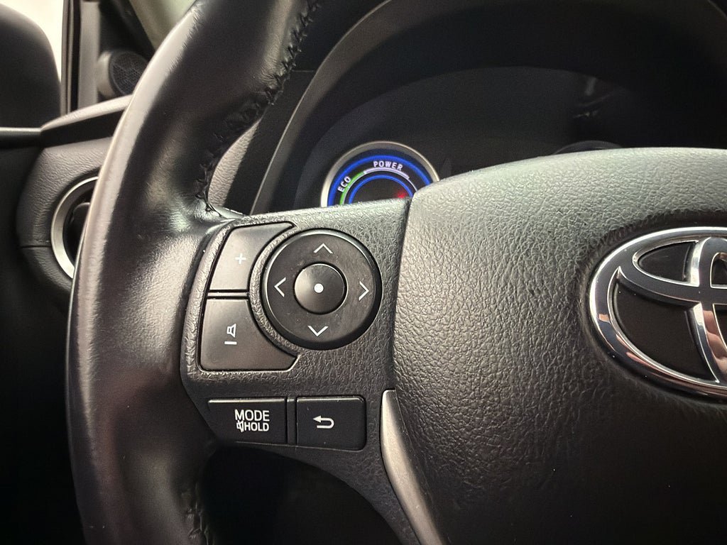 Vehicle Image 18