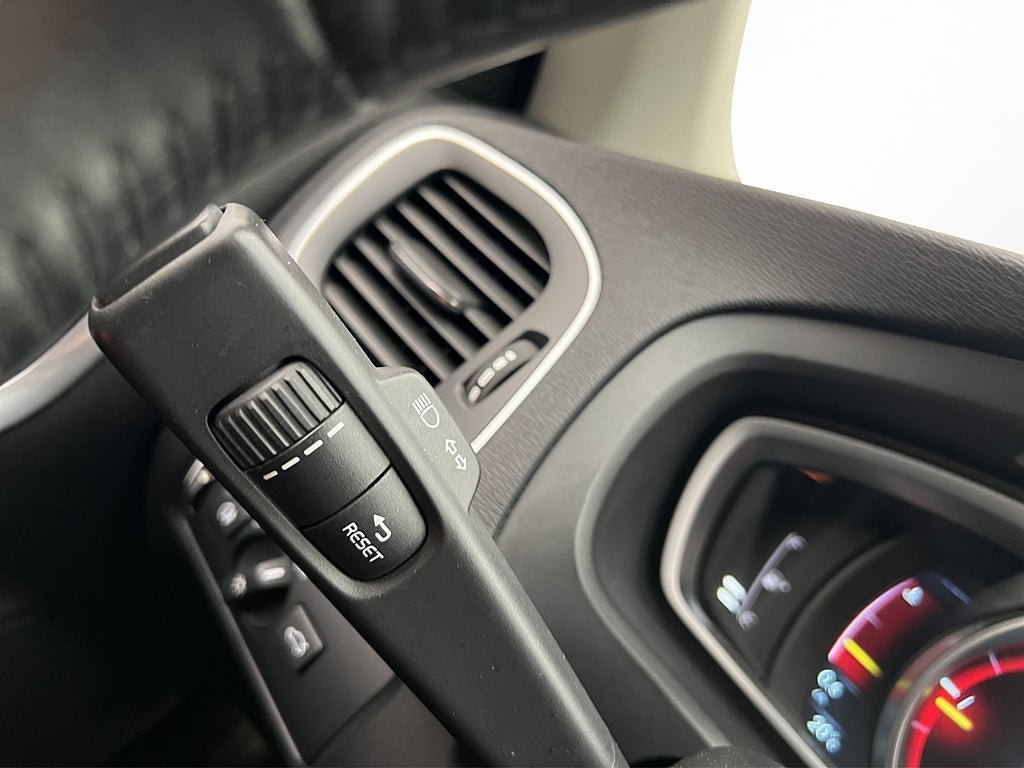 Vehicle Image 27