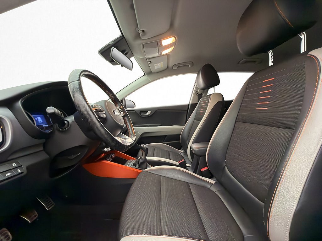 Vehicle Image 19