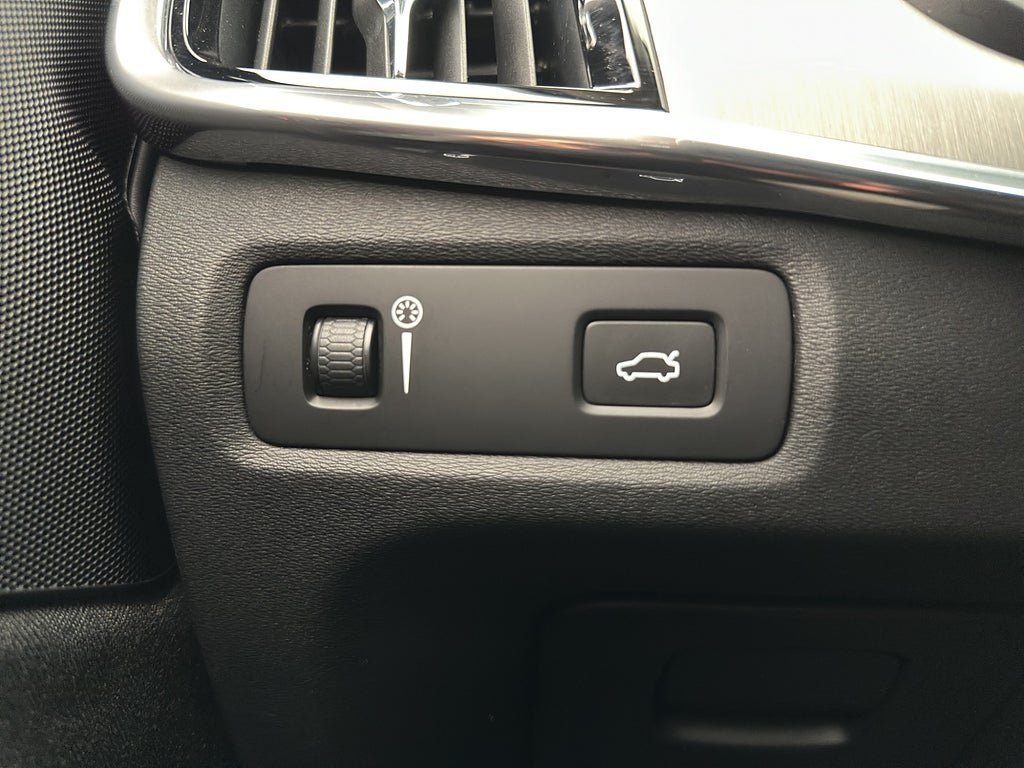 Vehicle Image 29