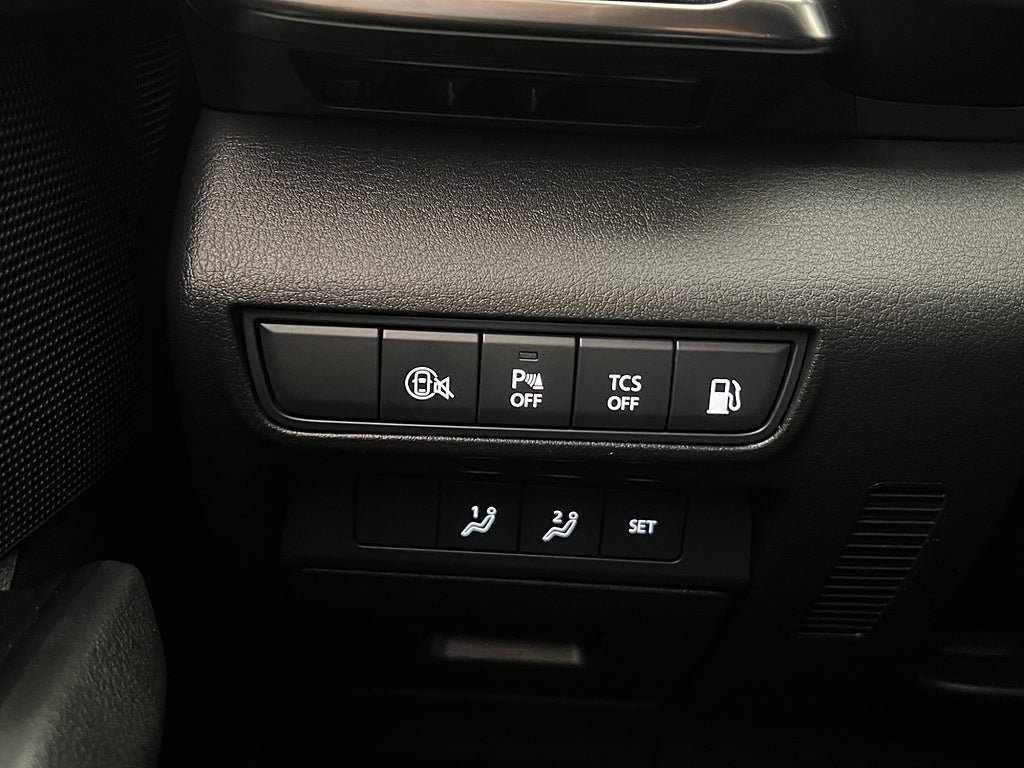 Vehicle Image 26