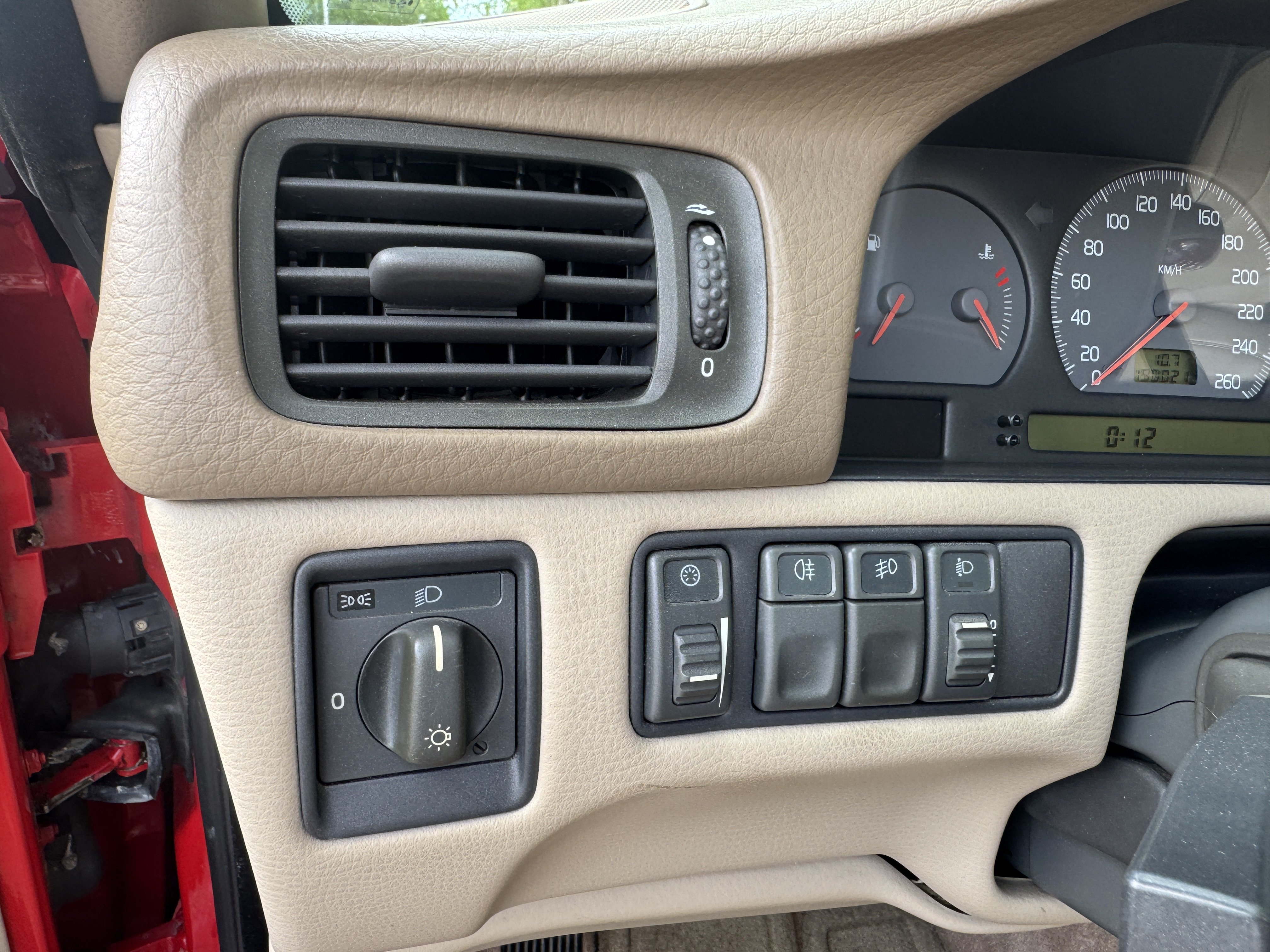 Vehicle Image 48