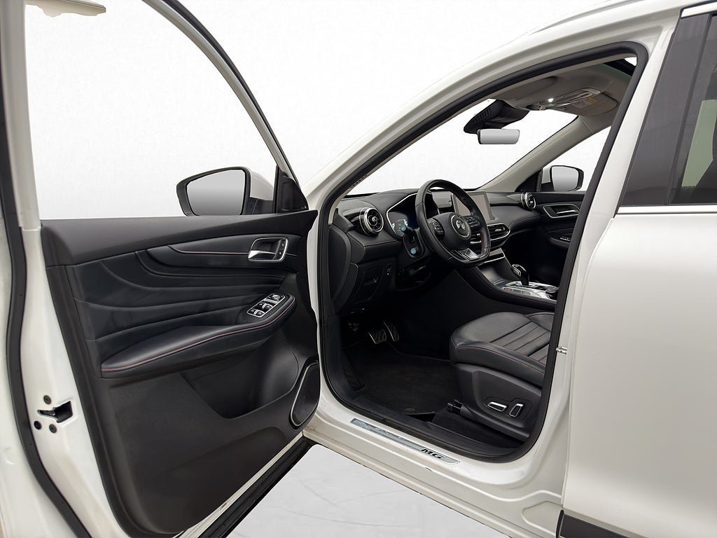 Vehicle Image 11