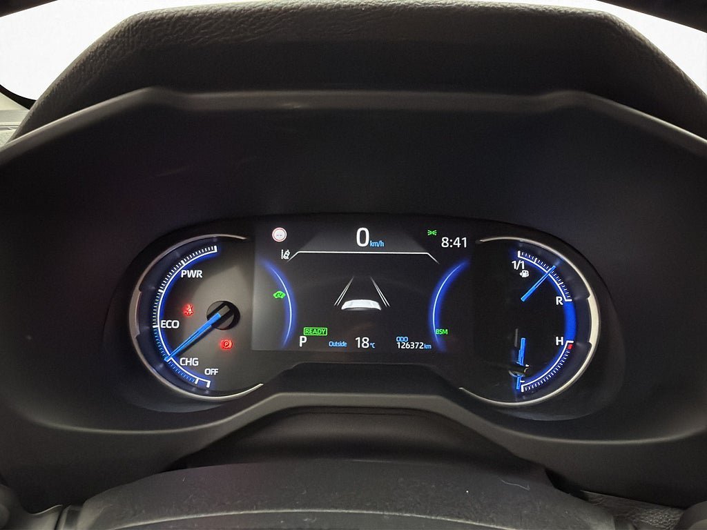 Vehicle Image 16