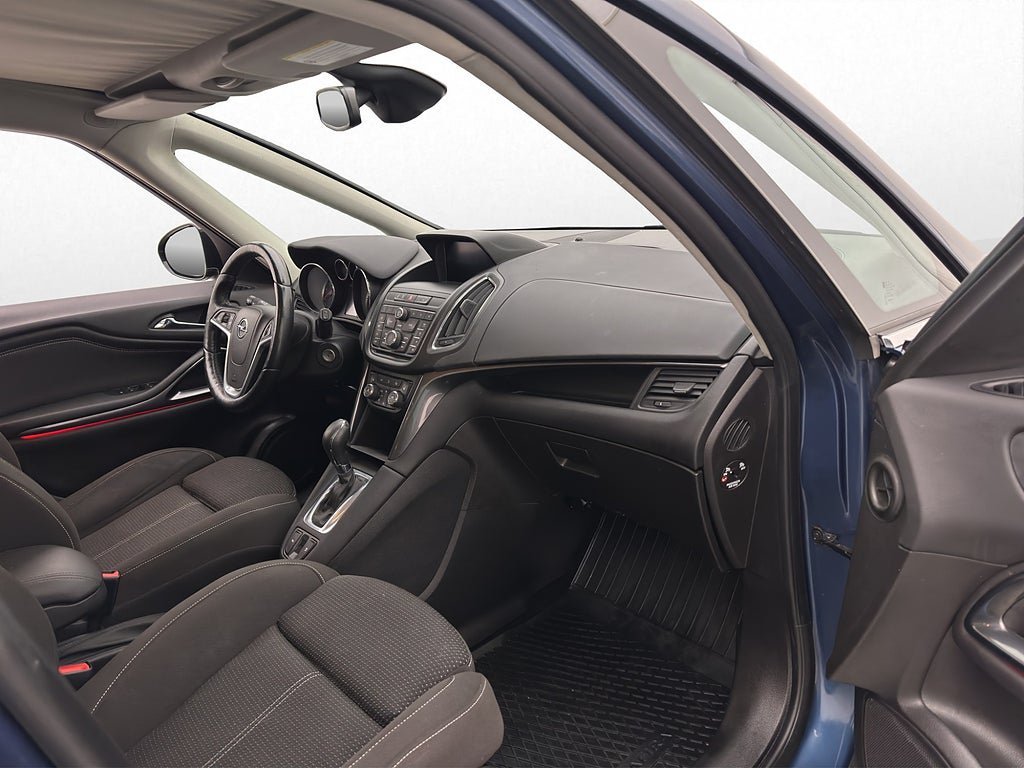 Vehicle Image 23