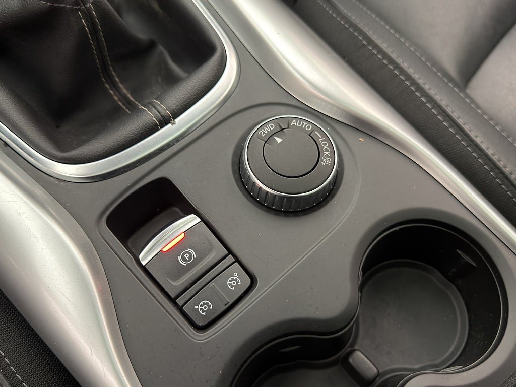 Vehicle Image 18